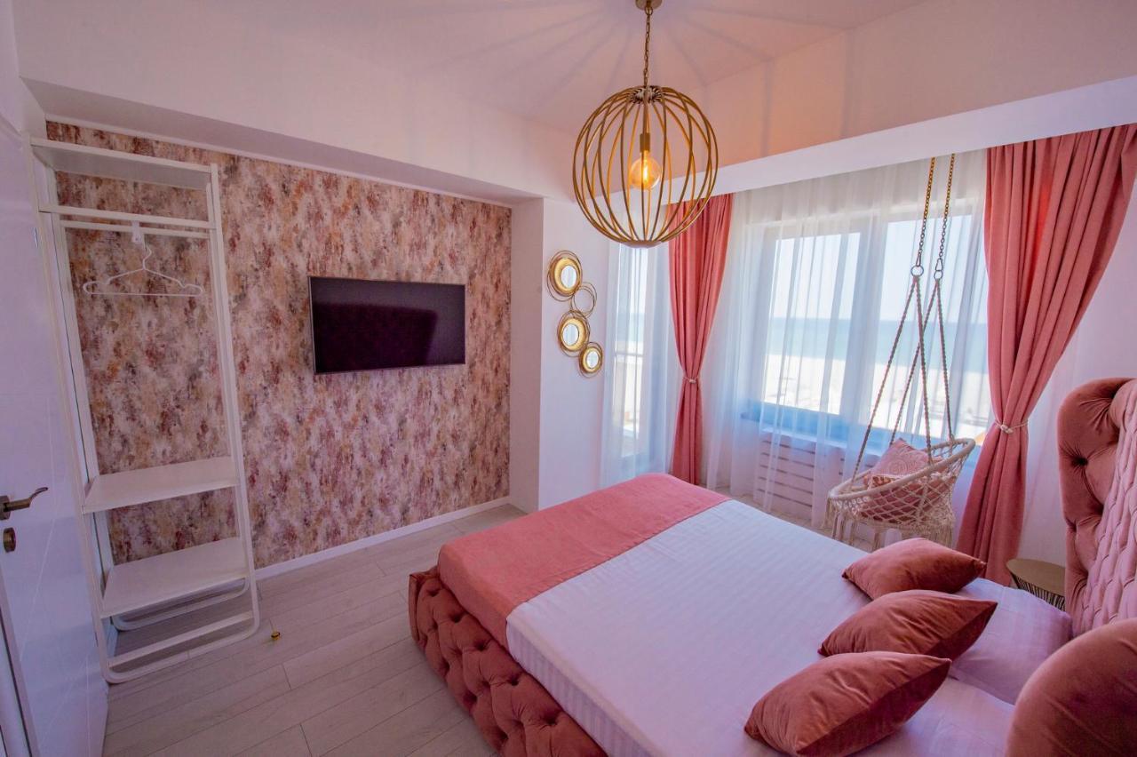 Summerland Luxury Velvet Front Sea View Daire Mamaia Dış mekan fotoğraf